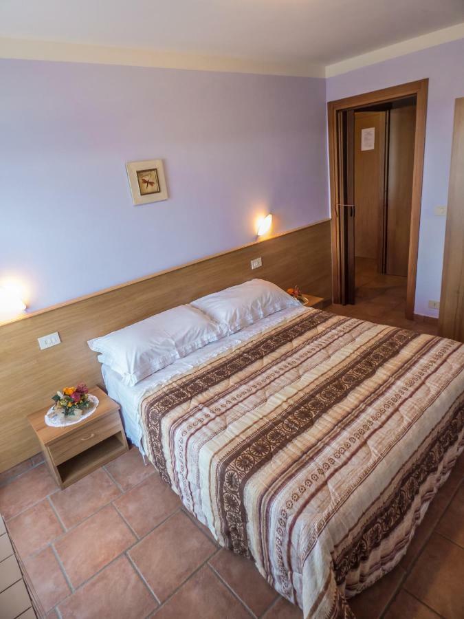 Bio-Agriturismo Parco Rurale "Alture Di Polazzo" Guest House Fogliano Redipuglia Exterior photo